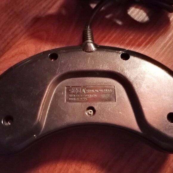 Sega Genesis OEM Controller {Cleaned and Working} (Used) - Picture 6 of 10